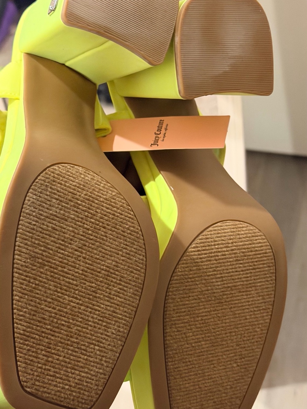 Juicy Couture Neon Lime and Cream Logo Block Heel Sandals - Picture 2 of 2